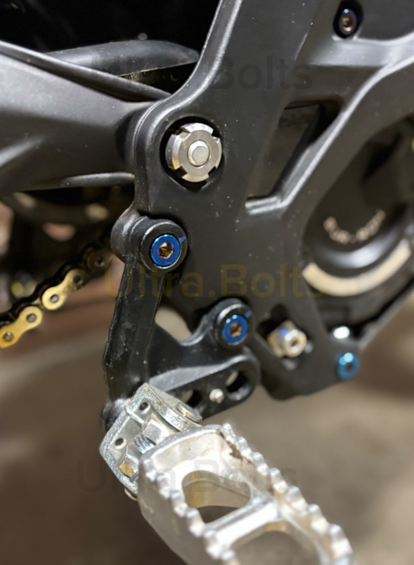 Surron lbx peg bracket bolts