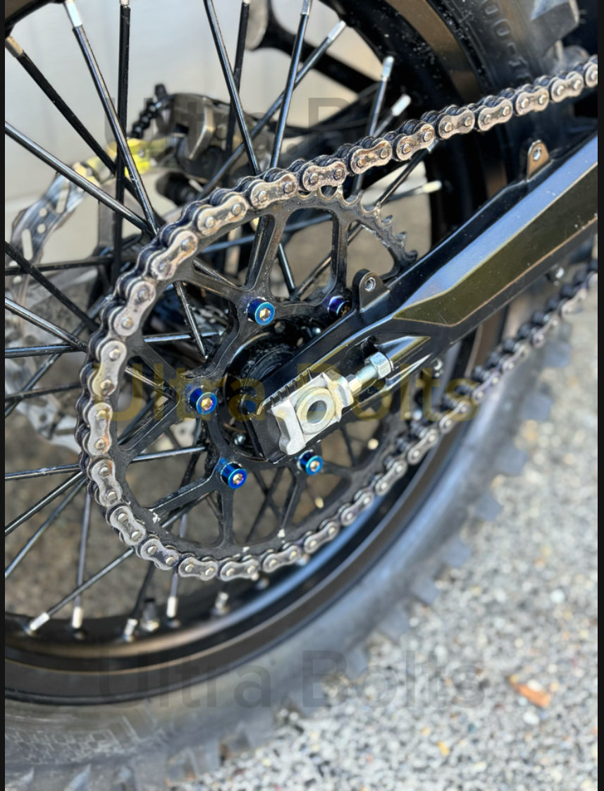 Surron ultra bee sprocket Bolts