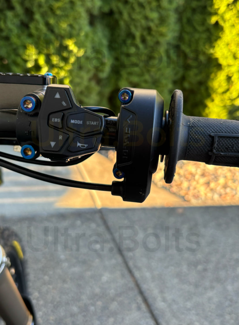 Surron throttle Bolts