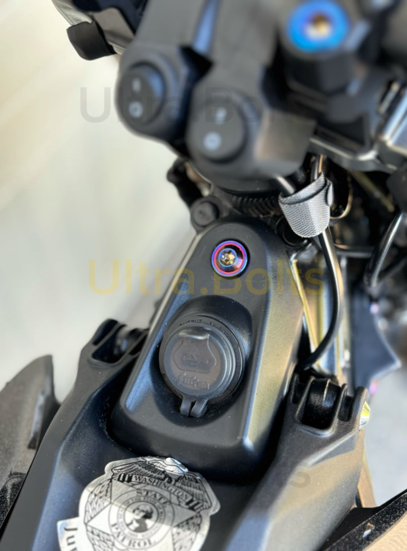 Surron Ultra bee USB port bolt